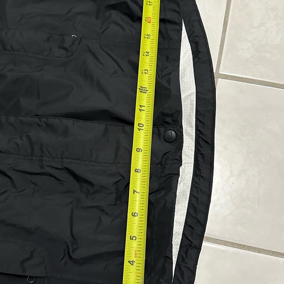 Marmot Light Weight Jacket - Picture 6 of 11